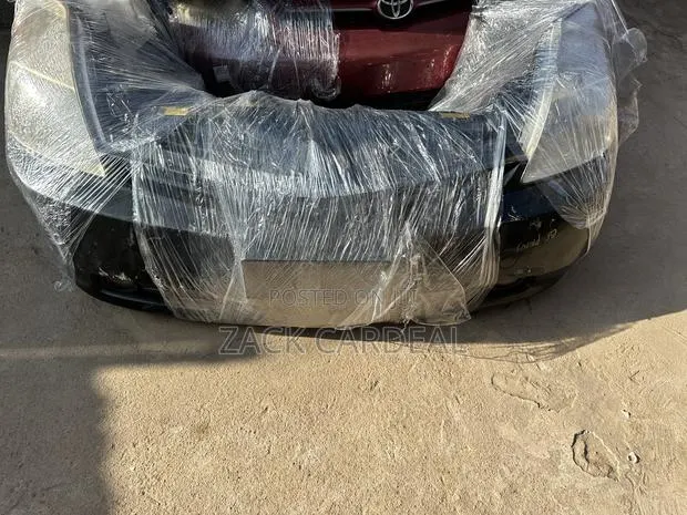 Toyota Prius 2005-2007 Front Cut Complete Available · Photo 1
