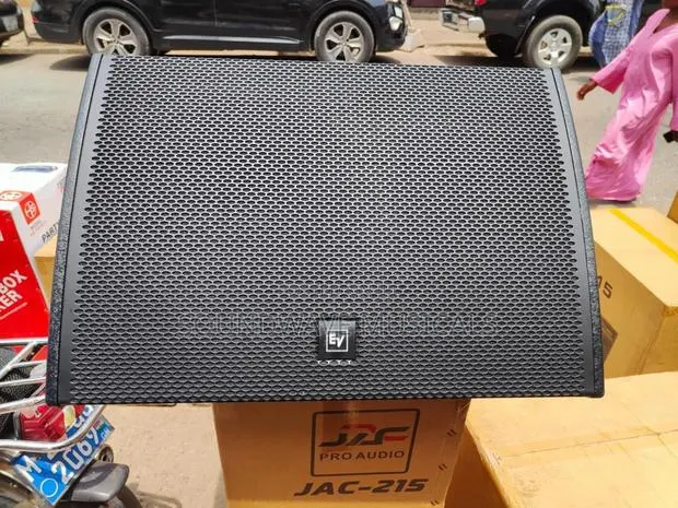 Ev Stage Monitor Passive · Photo 1