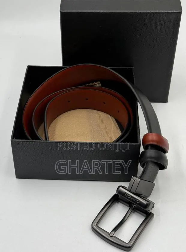 Coach New York Reversible Leather Belt With Signature Buckle · Photo 1