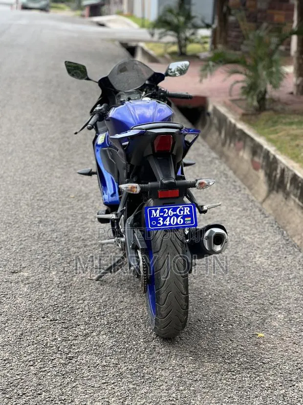 New Yamaha 2021 Blue · Photo 1