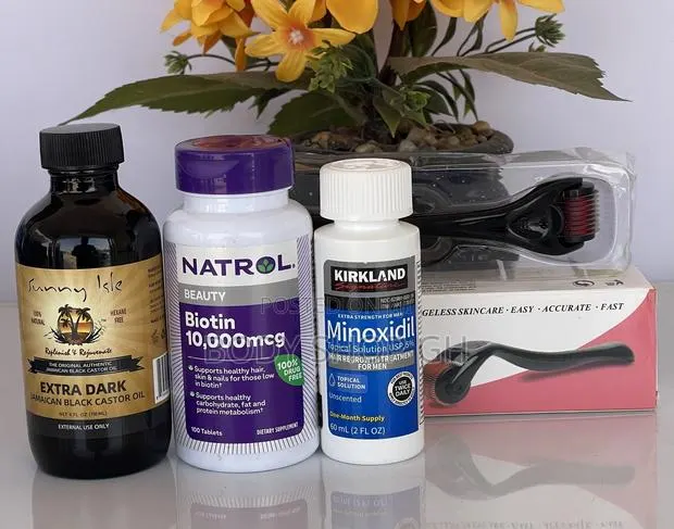 Kirkland Minoxidil + Biotin + Roller + Castor Oil for Hair · Photo 1