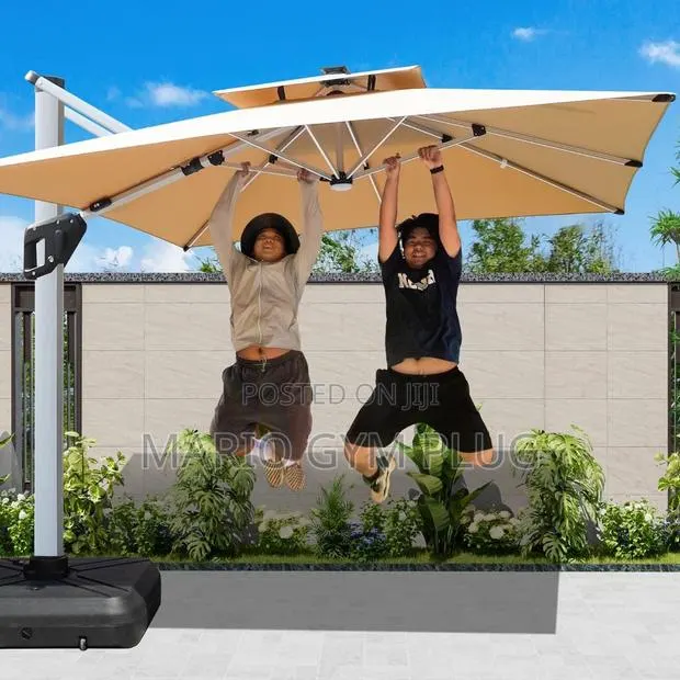 Large Size Umbrella With Solar Light · Photo 1
