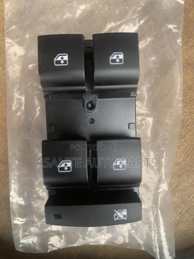 Chevrolet Cruze Power Window Switch · Photo 1