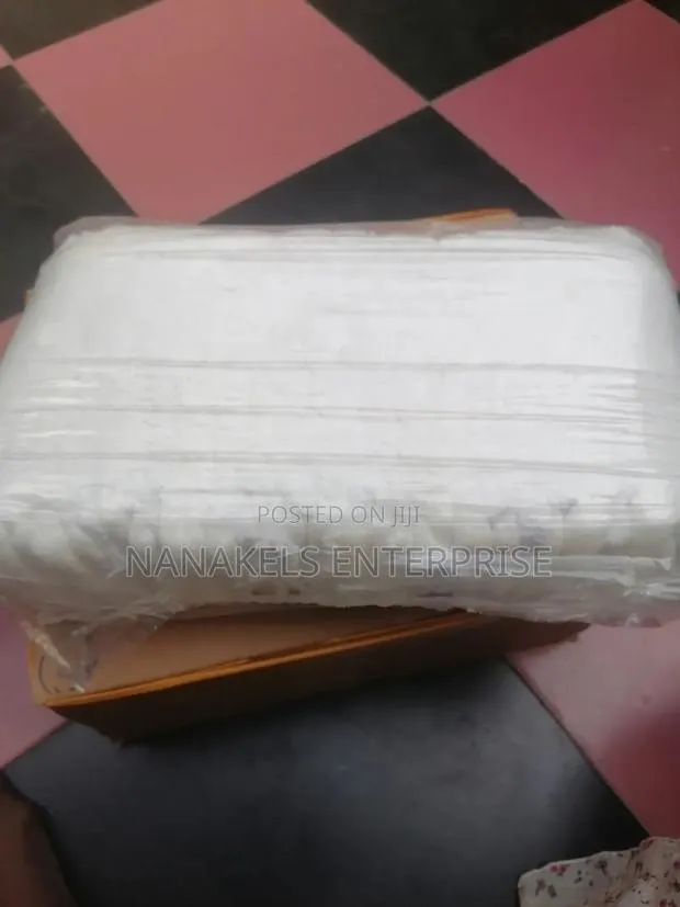 Adult Diaper · Photo 1