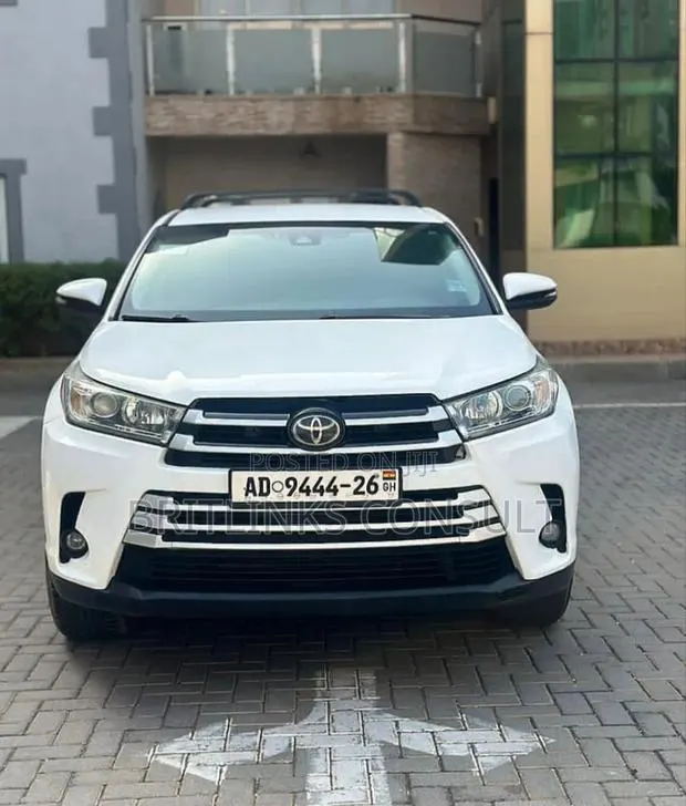 Toyota Highlander Suv Available for Rentals Book Now! · Photo 1