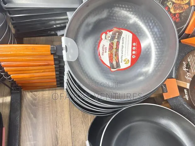 Stainless Steel Pan · Photo 3