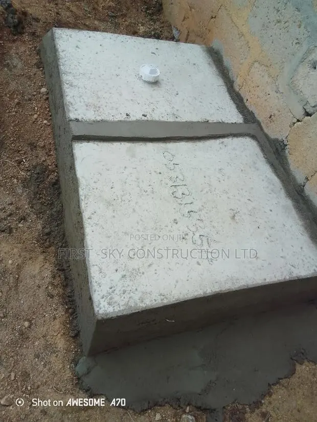 Bio Fill Toilet · Photo 1