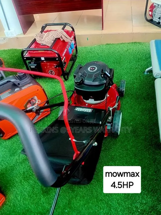 Mowmax Gasoline 4.5HP Ecoolmax Pertol Mower Japan Model Made · Photo 1