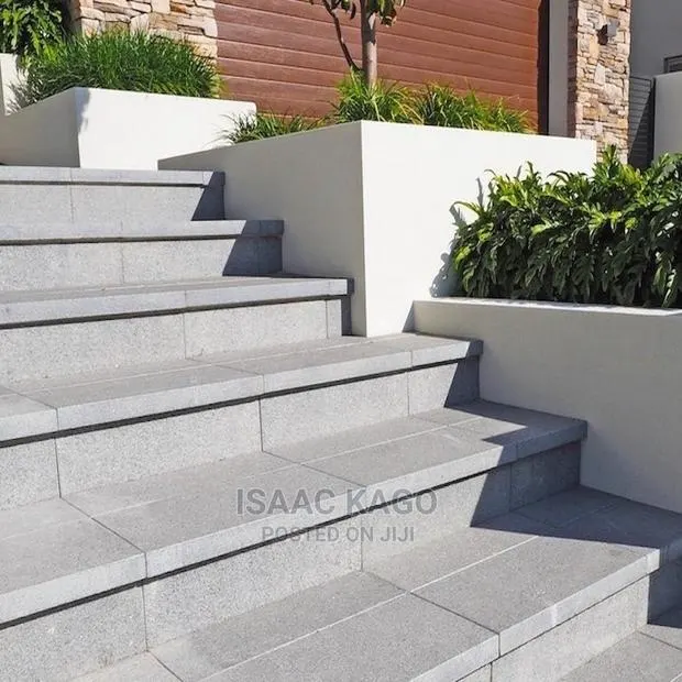 Granite Staircase With Elegance · Photo 1