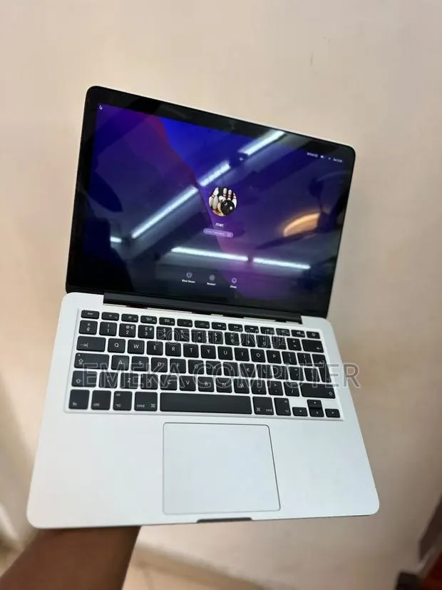 Laptop Apple MacBook Pro 2015 8GB Intel Core i5 SSD 512GB · Photo 1