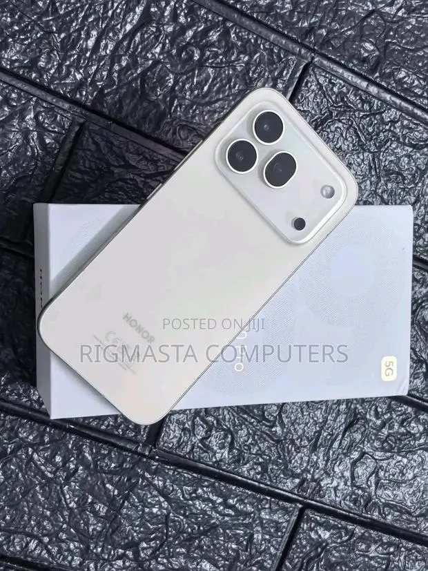 New Honor 600 Pro 512 GB Silver · Photo 1