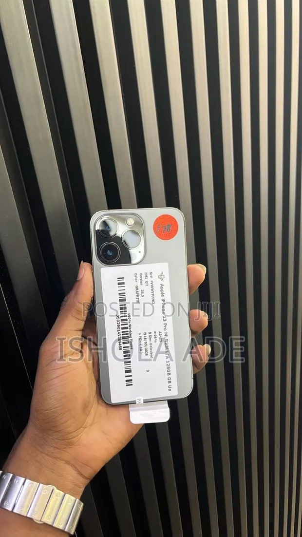 Apple iPhone 13 Pro 128 GB · Photo 1