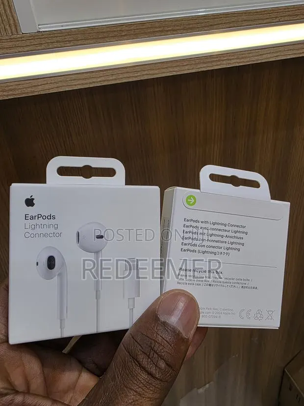 Original Apple EarPods USB-C · Photo 1