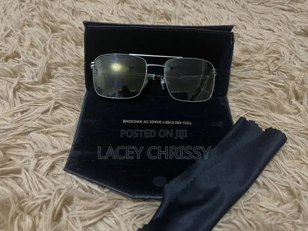 Original Privé Revaux "Rico" Square Navigator-Style Sunglasses · Photo 1