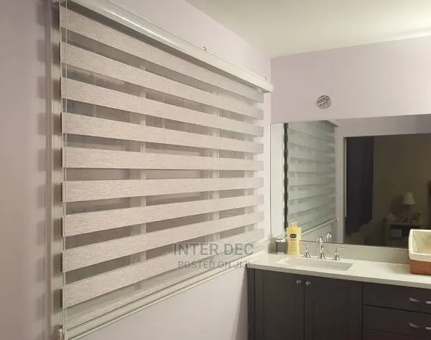 Ultra Modern Blinds Curtains · Photo 1