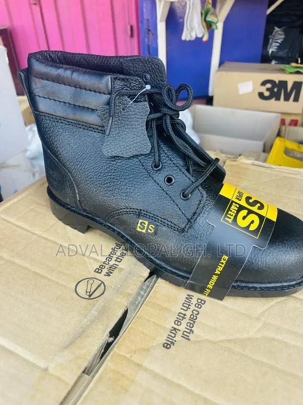 Safety Boot (Super Safety, Ss) · Photo 1