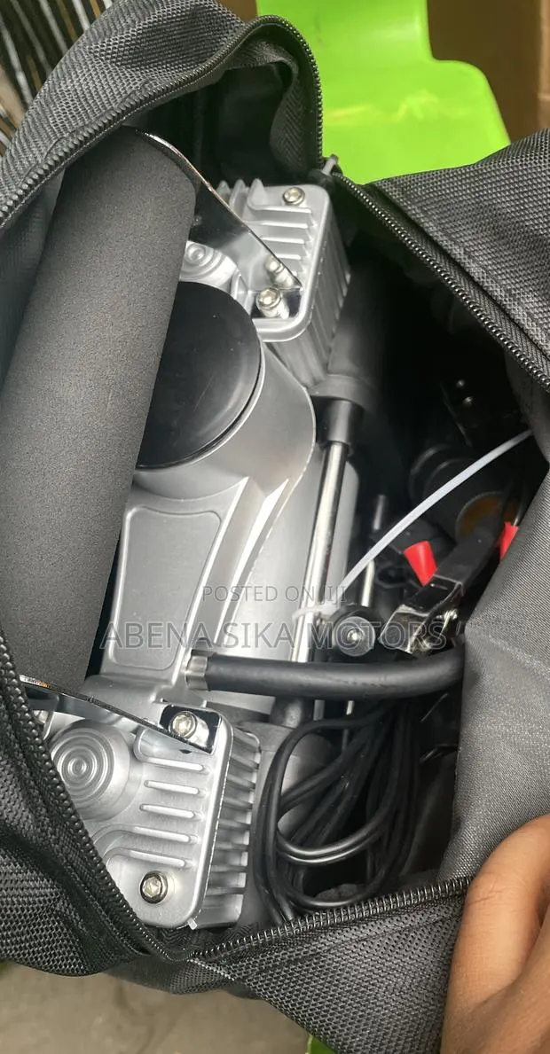 2 Cylinder Air Compressor · Photo 1