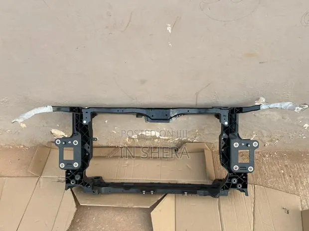 Honda Civic 2017 2017 2018 2019 2020 2021 Radiator Support Available · Photo 1