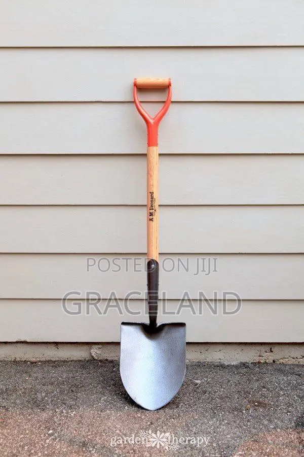 This Is Original Foreign Shovel Long Wooden Handle · Photo 1
