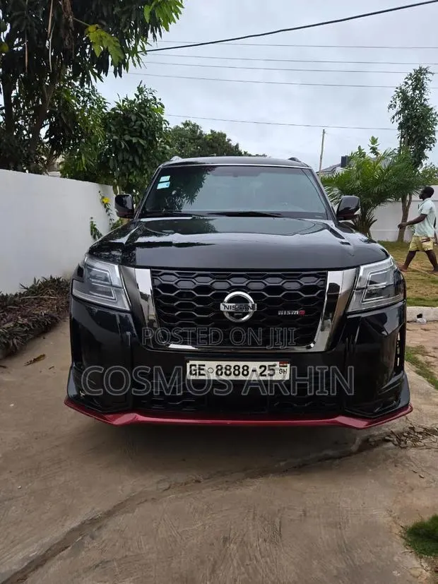 Nissan Patrol 2022 Black · Photo 1