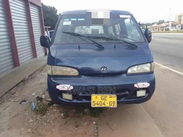 Hyundai H-100 2003 Blue · Photo 1