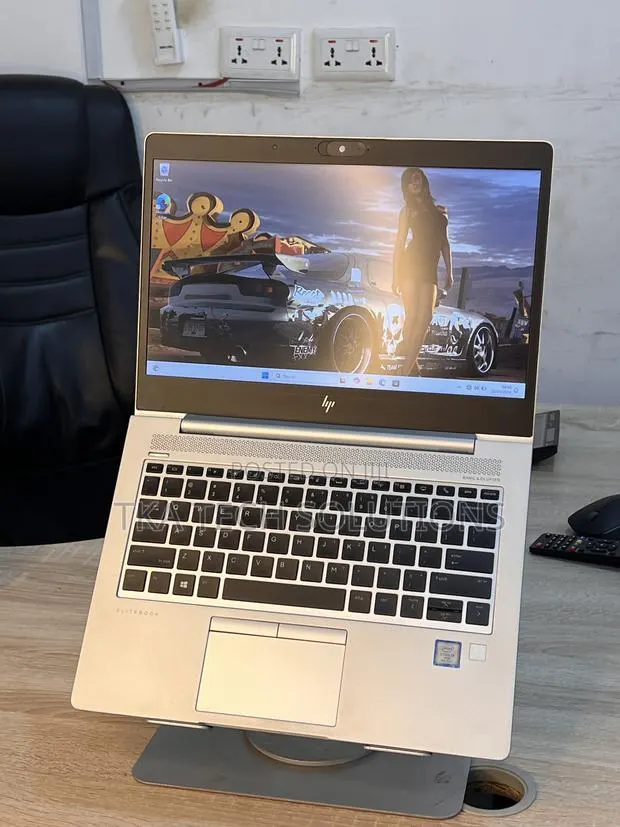 Laptop HP EliteBook 830 G6 8GB Intel Core i5 SSD 256GB · Photo 1
