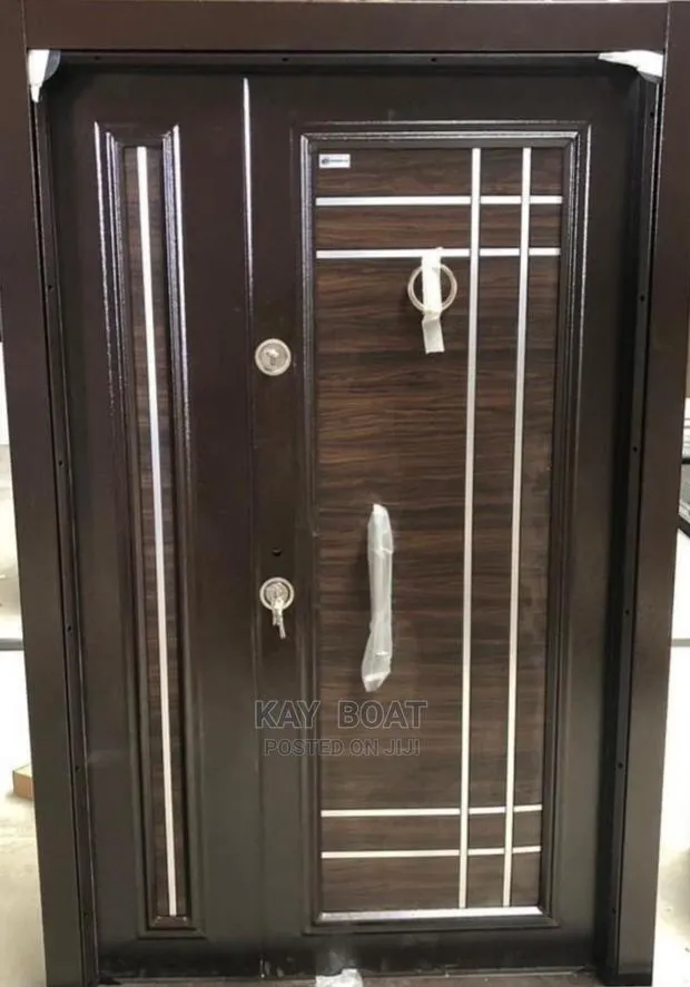 Heavy Strong Door Available · Photo 1