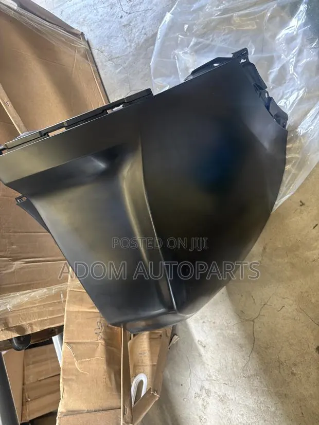 Honda CRV Rear Bumper Corner End 2017 2018 2019 2020 2021 2022 · Photo 1