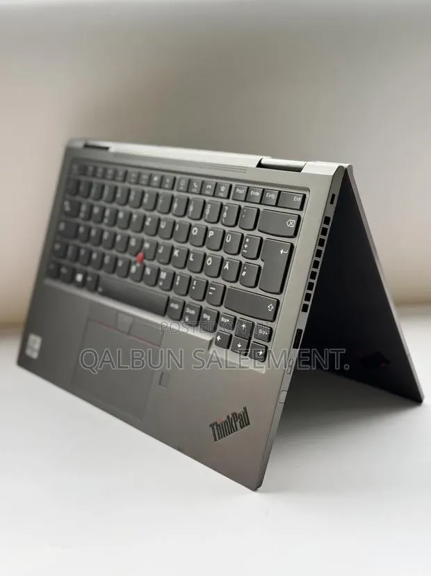 Laptop Lenovo ThinkPad X1 Yoga 16GB Intel Core i5 SSD 256GB · Photo 1
