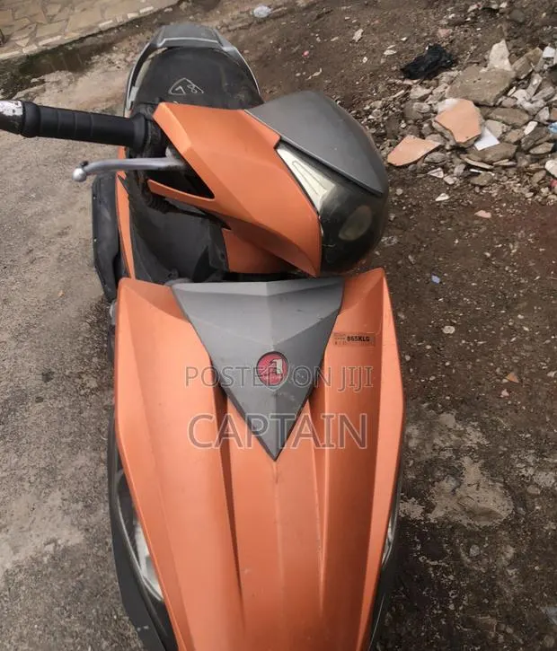 Motorcycle 2025 · Photo 1
