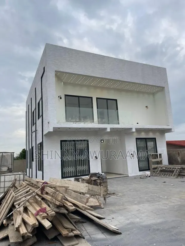 4bdrm House in School Junction for sale · Photo 1