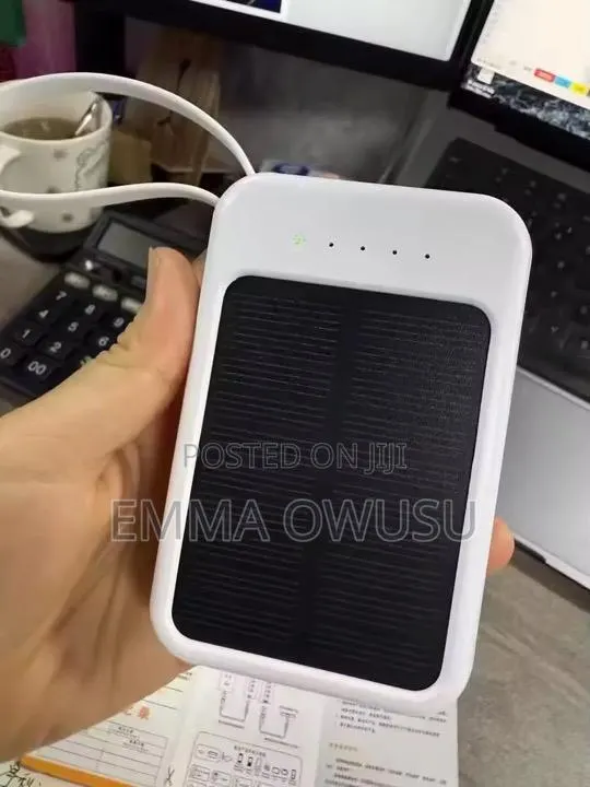 Fast Charging Solar Power Bank · Photo 1