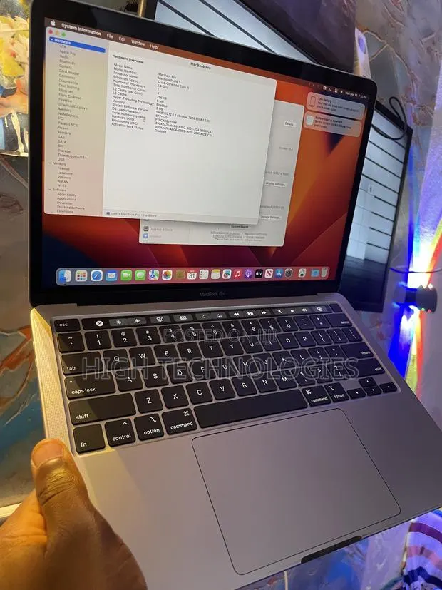 Laptop Apple MacBook Pro 2020 8GB Intel Core i5 SSD 256GB · Photo 1