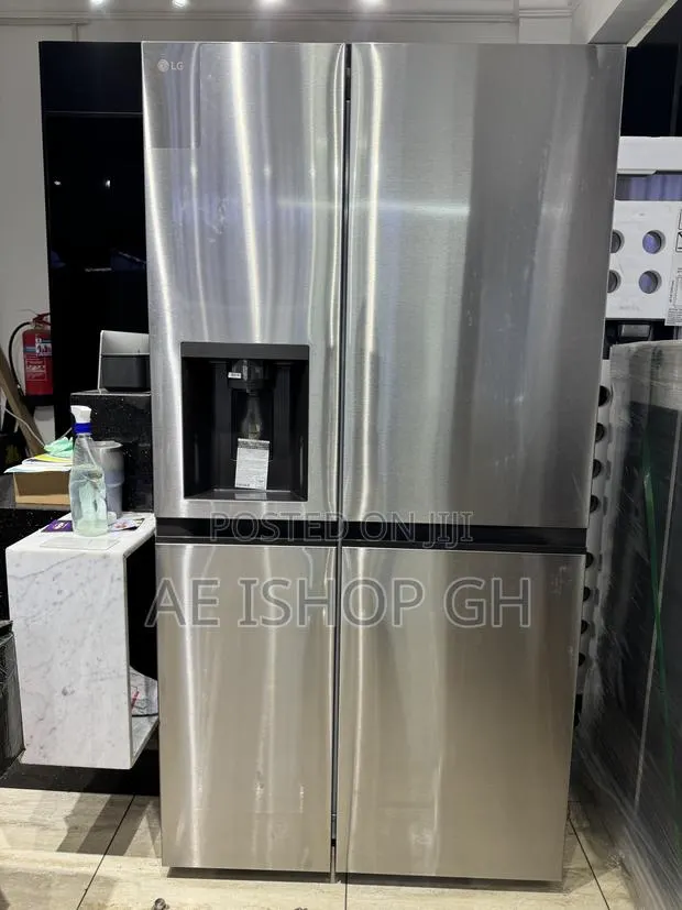 L.G Side by Side Door Refrigerator · Photo 1