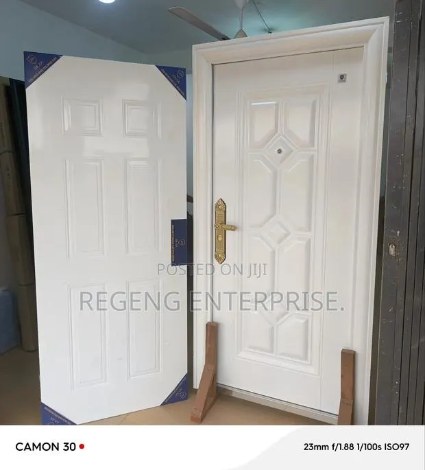 Single Jia Wooden Door. · Photo 1