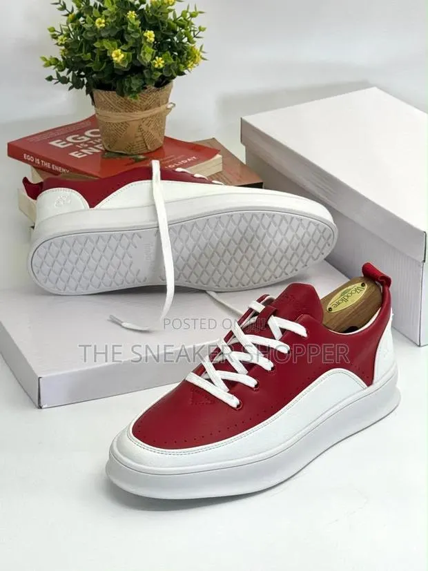 Tim Executive Casual Red and White Sneakers · Photo 1
