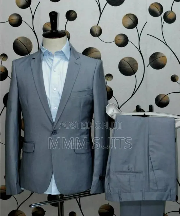 Grey Coloured 2-Piece Men Suit · Photo 1