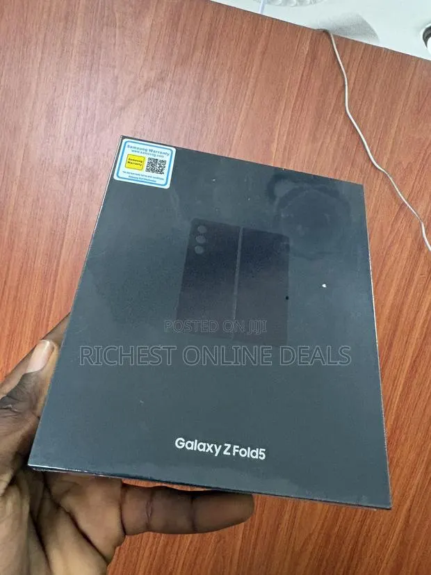 New Samsung Galaxy Z Fold 5 512 GB · Photo 1