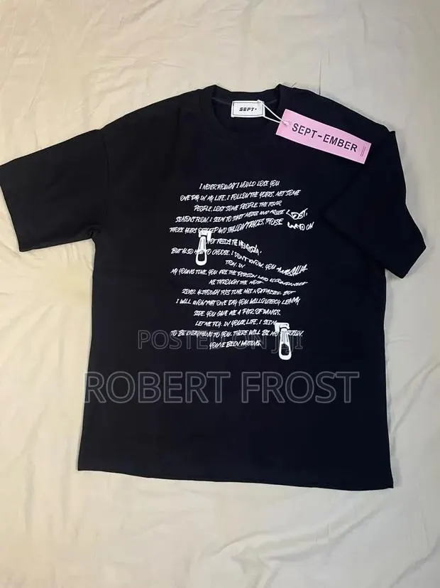 Quality Round Neck · Photo 1