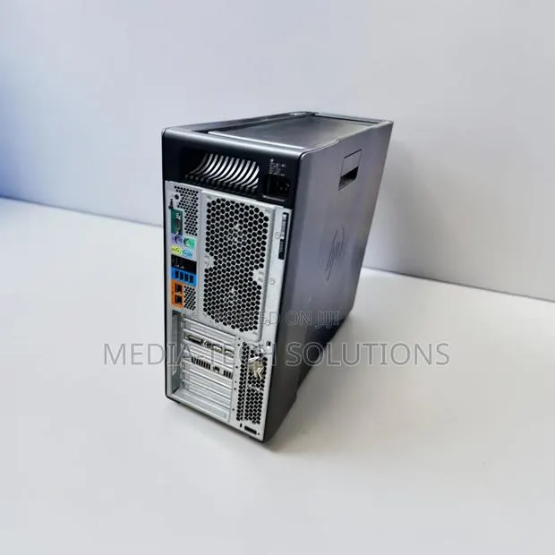 Desktop Computer HP Z840 128GB Intel Xeon HDD+SSD 1T · Photo 1