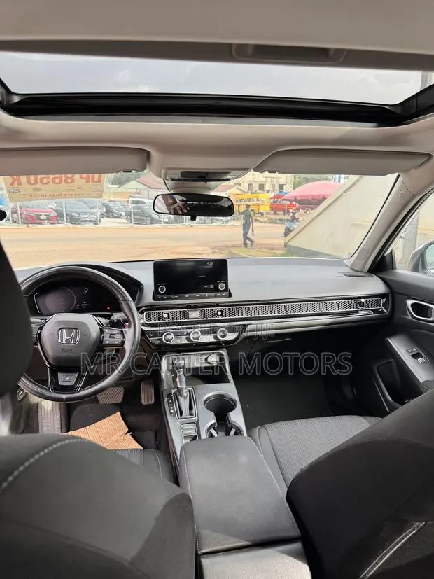 Honda Civic Sport CVT 2023 White · Photo 1