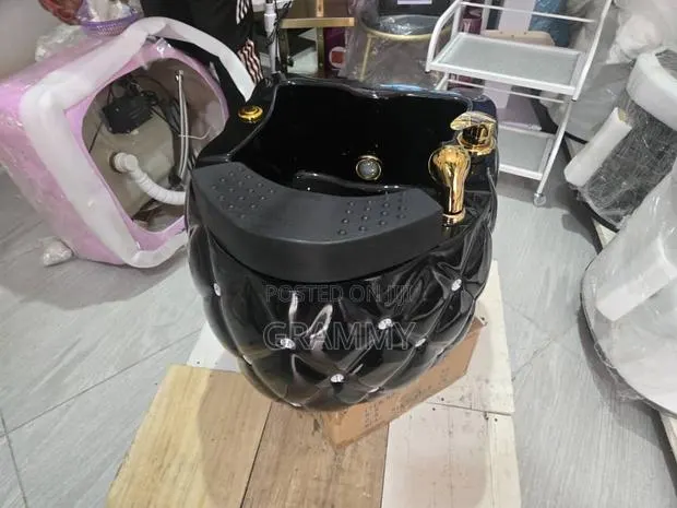 Pedicure Jacuzzi Bowl · Photo 1