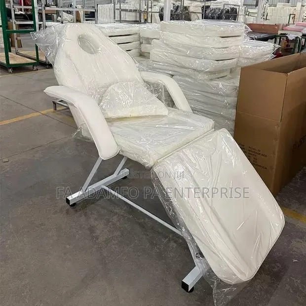 Massage Bed Or Tattoo Bed · Photo 3