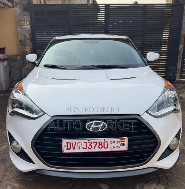 Hyundai Veloster Turbo 2016 White · Photo 1