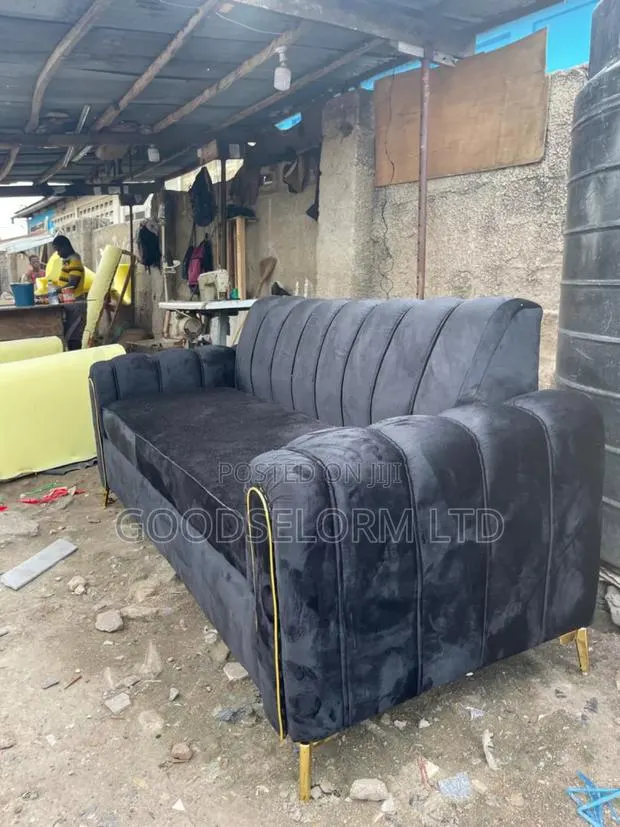 Black in Black 3in1 Sofa · Photo 1