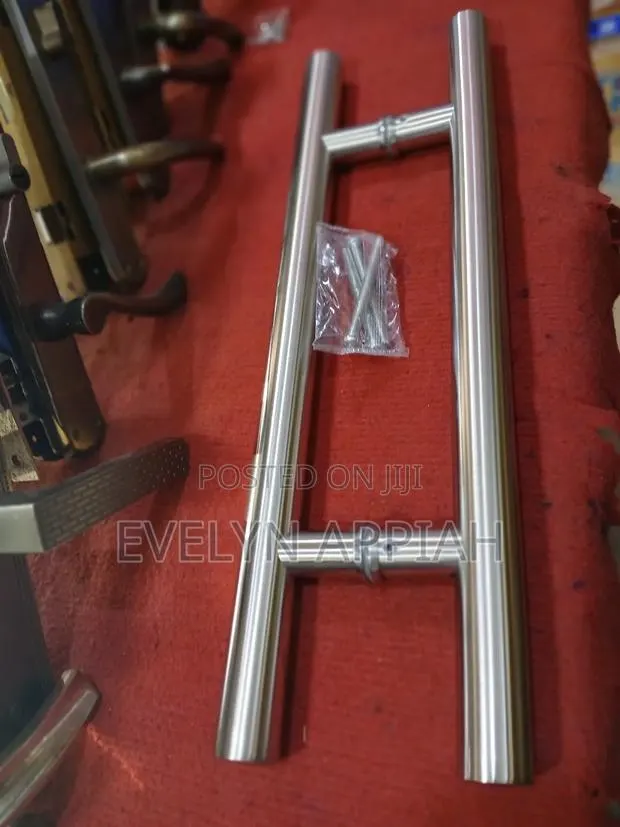 1FT Round Stainless Steel Pull Handle · Photo 1