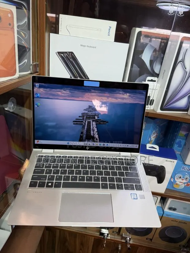 Laptop HP EliteBook x360 1030 G4 8GB Intel Core i5 SSD 256GB · Photo 1