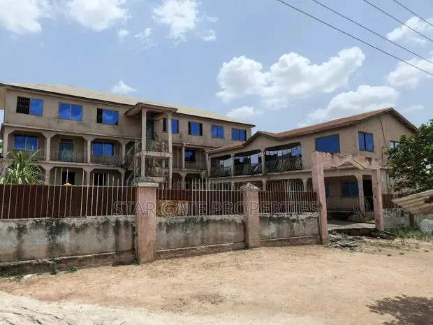 School for Sale ( 18 Class Rooms) · Photo 1