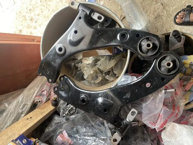 RAV4 2020,2021,2022,2022,2024,2025, Lower Arm · Photo 1