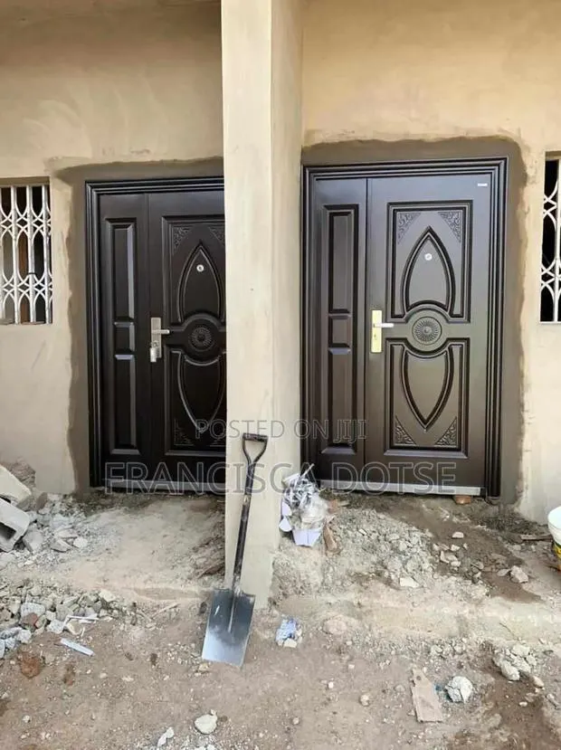 Sed China Door One and Half · Photo 1